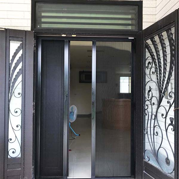 1746411752_Folding screen door-2.jpg
